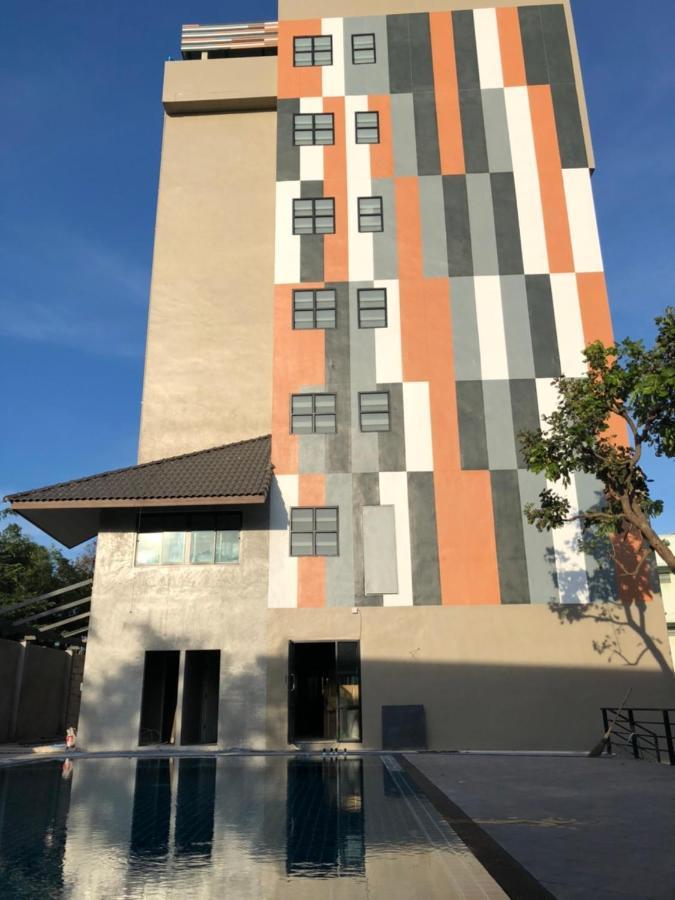 Rabbit Hotel Phimai Екстериор снимка