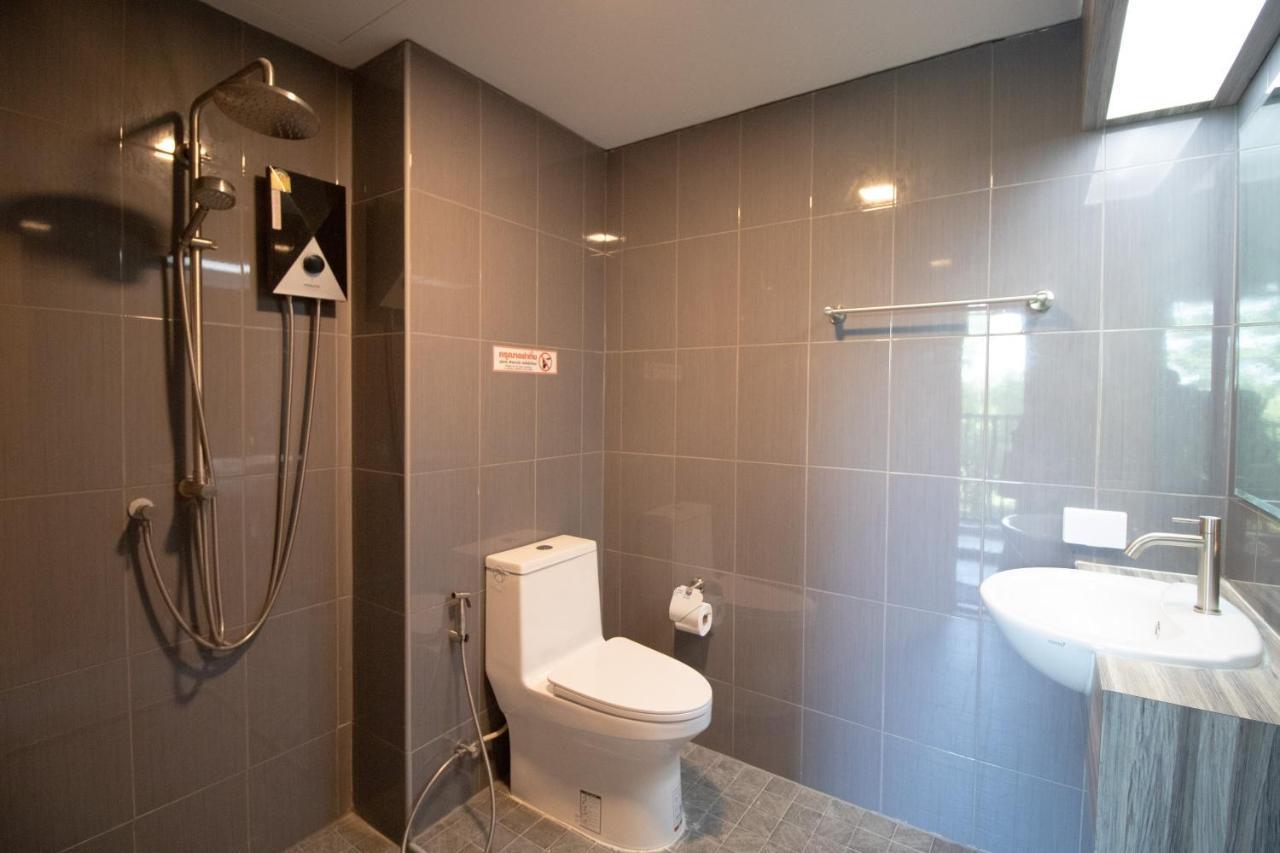 Rabbit Hotel Phimai Екстериор снимка