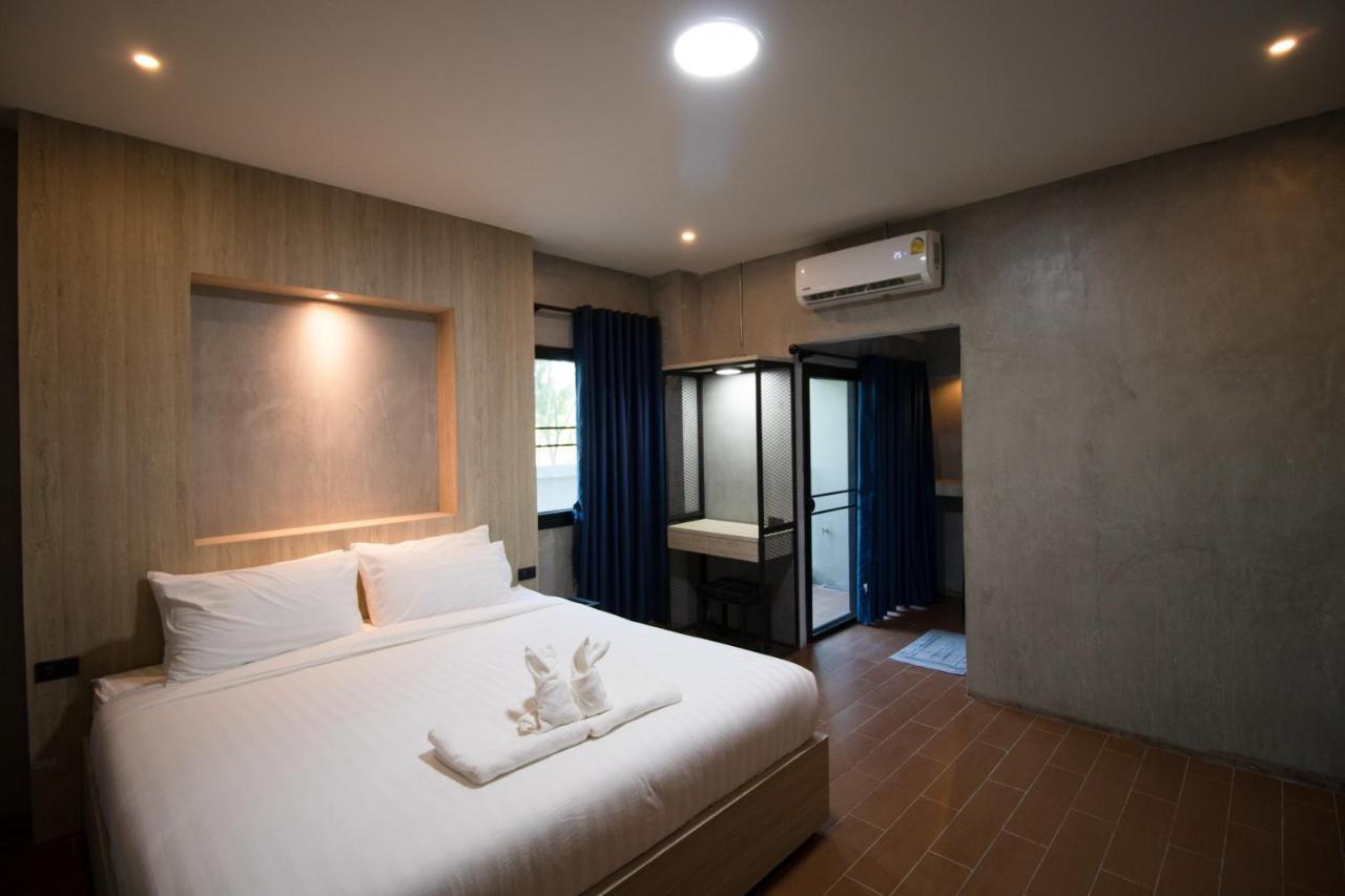 Rabbit Hotel Phimai Екстериор снимка