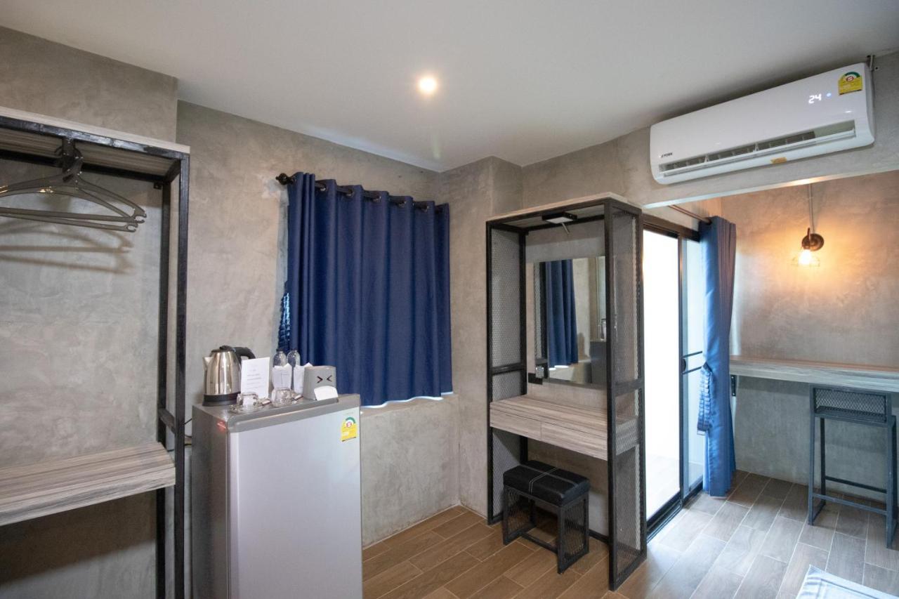 Rabbit Hotel Phimai Екстериор снимка