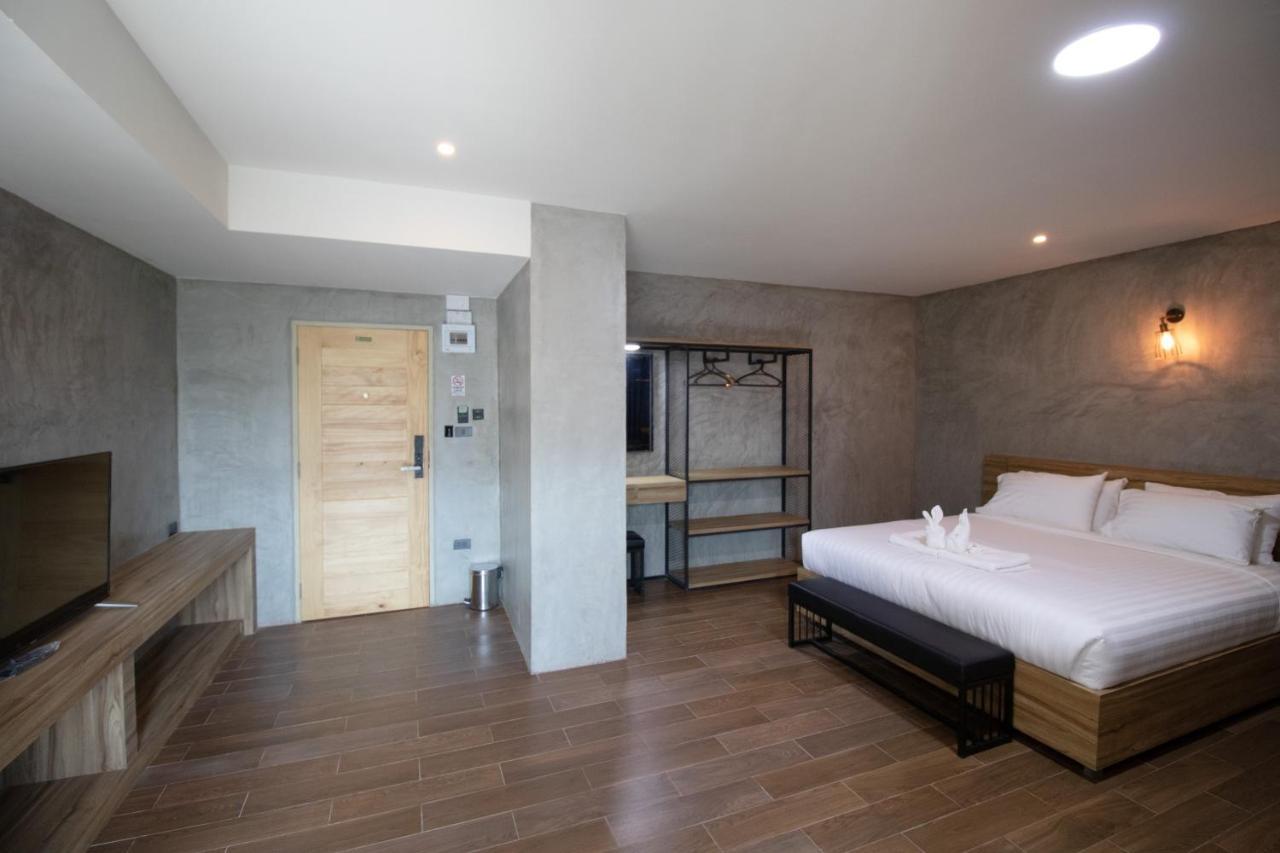 Rabbit Hotel Phimai Екстериор снимка