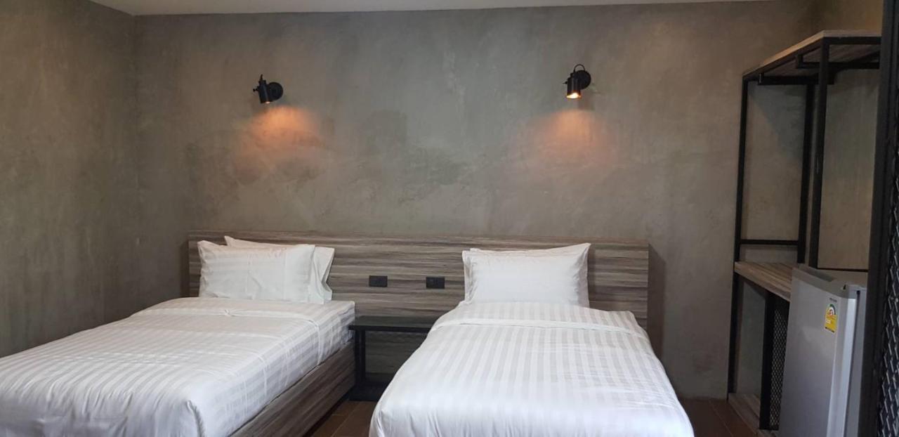 Rabbit Hotel Phimai Екстериор снимка
