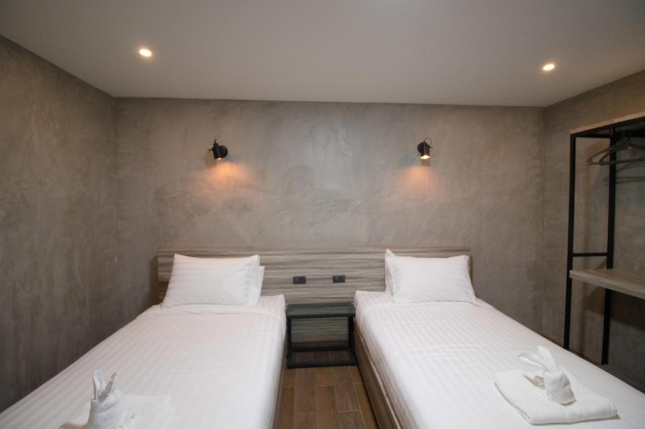 Rabbit Hotel Phimai Екстериор снимка