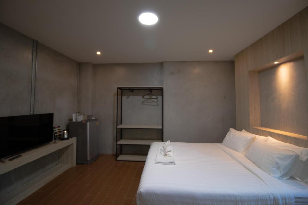 Rabbit Hotel Phimai Екстериор снимка