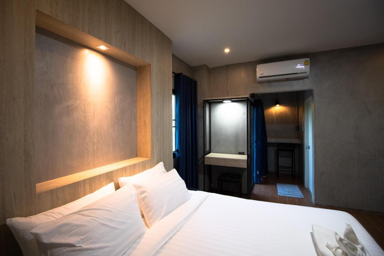 Rabbit Hotel Phimai Екстериор снимка
