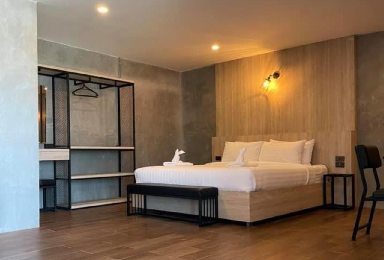 Rabbit Hotel Phimai Екстериор снимка