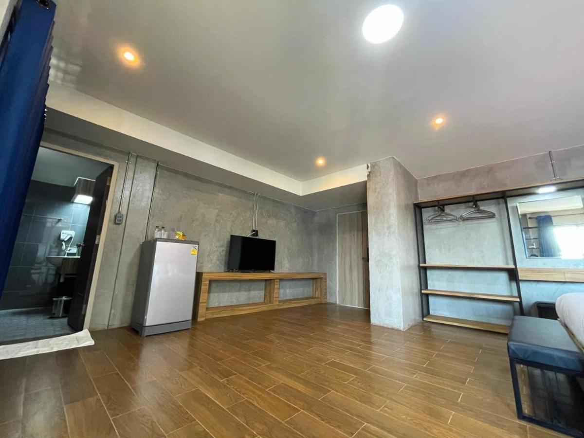 Rabbit Hotel Phimai Екстериор снимка
